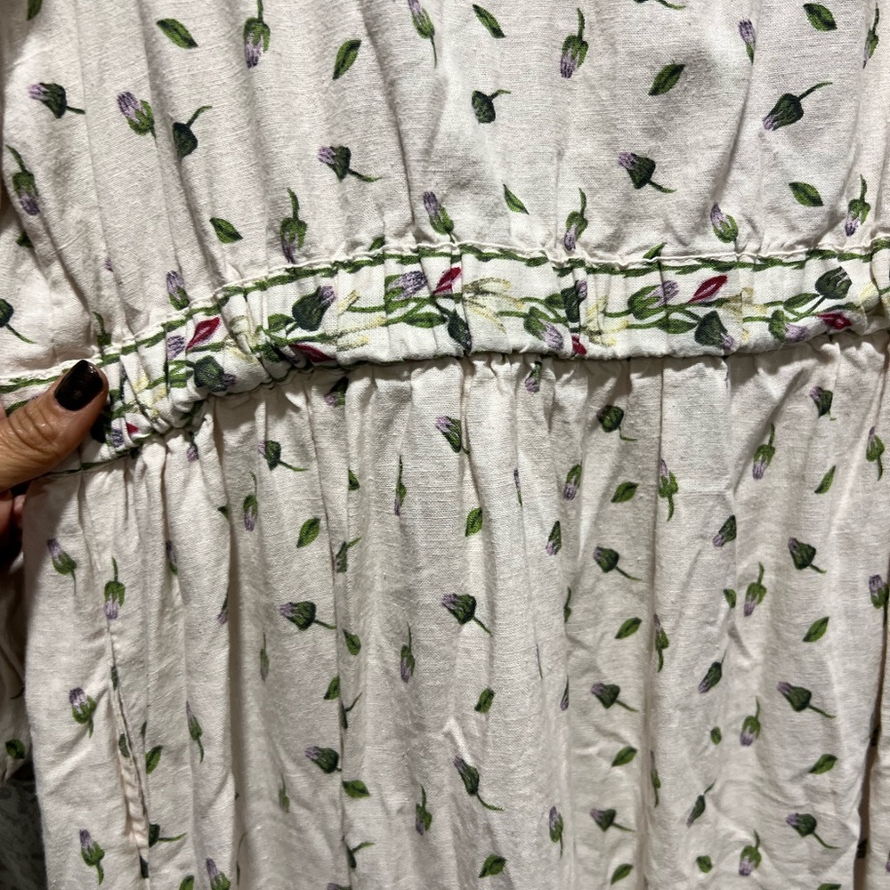 Max Studio Cream Long Sleeve Resort Dress - Picture 8 of 9